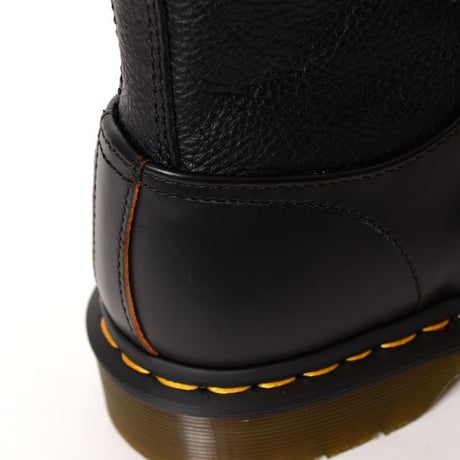 エムエムシックス メゾンマルジェラ MM6 MAISON MARGIELA レディース ドクターマーチンブーツ 牛革 ブラック