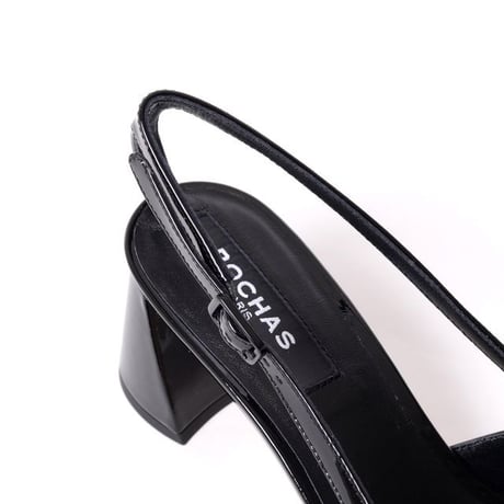ロシャス ROCHAS ロゴプレート付きパンプス パテントレザー ブラック