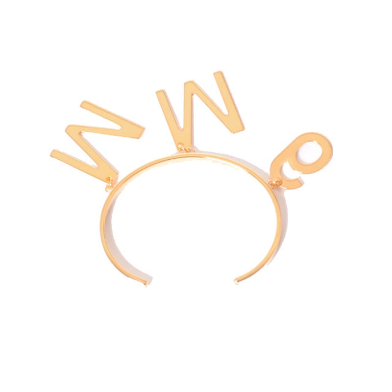 v*a様 美品【MM6 Maison Margiela】ロゴ 真鍮製バングル v*a様 美品【MM6 Maison Margiela】ロゴ 真鍮製バングル - メルカリ