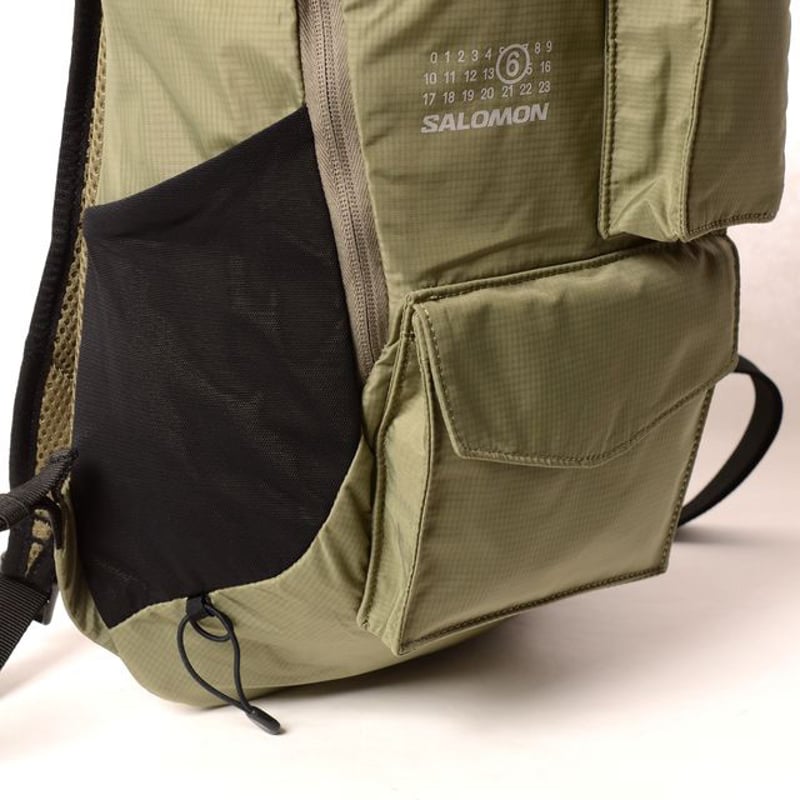 エムエムシックス メゾンマルジェラ MM6 MAISON MARGIELA Salomonバッ