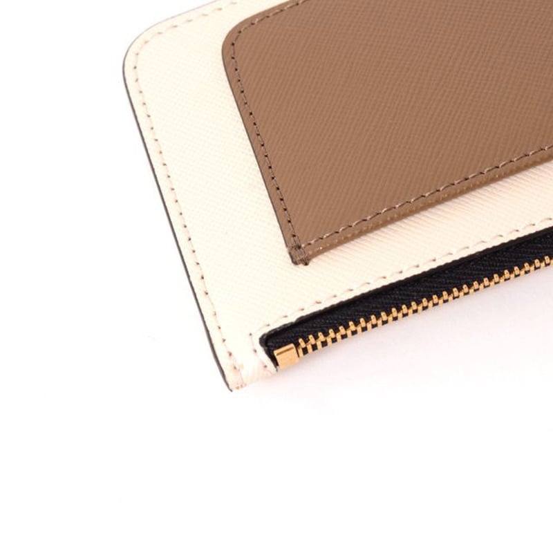 マルニ Marni カードケース付き小銭入れ グレインカーフレザー マルニ Marni カードケース付き小銭入れ グレインカーフレザー
