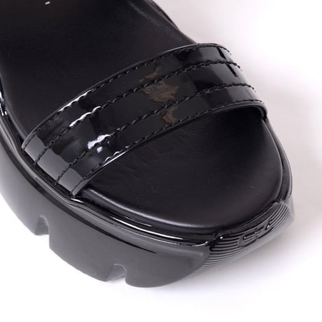 ジュゼッペザノッティ GIUSEPPE ZANOTTI 上げ底サンダル エナメルレザー ブラック