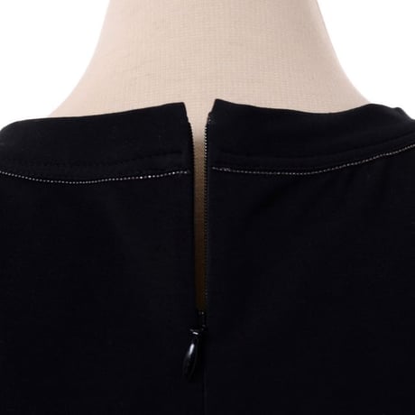 ブルネロクチネリ Brunello Cucinelli ドレープ使いノースリワンピース コットンストレッチ ブラック