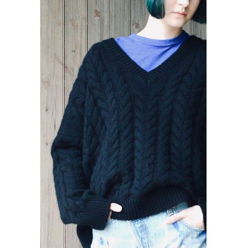 美品 クイーンアンドベル ピュアカシミヤ100% ニットポンチョプルオーバー クイーンアンドベル queene and belle Vネックアラン編みセーター