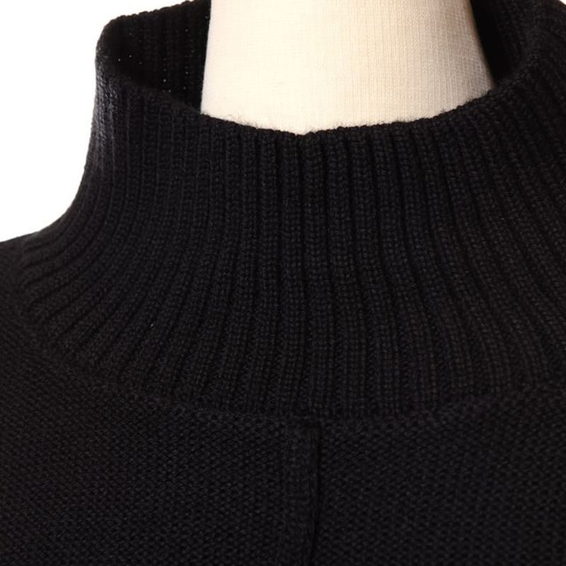 MM6 Maison Margiela ボリュームスリーブニット 黒 MM6 Maison Margiela（ｴﾑｴﾑｼｯｸｽ ﾒｿﾞﾝ ﾏﾙｼﾞｪﾗ）の「SWEATER