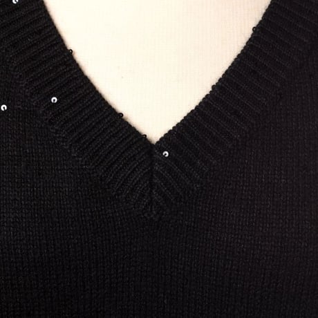 ブルネロクチネリ Brunello Cucinelli Vネック長袖セーター カシミアシルクニット ブラック