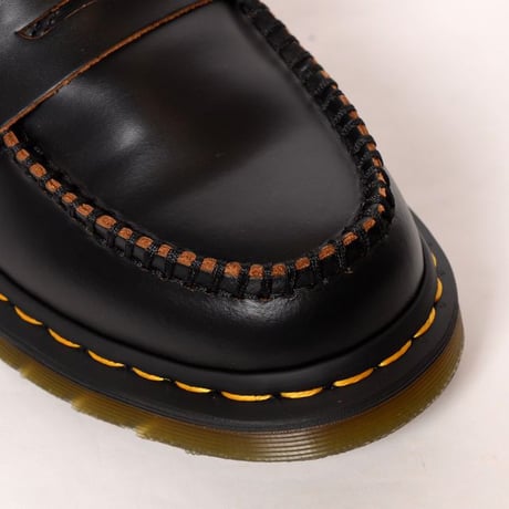 エムエムシックス メゾンマルジェラ MM6 MAISON MARGIELA レディース ドクターマーチン3ホールシューズ 牛革 ブラックチェリーレッド