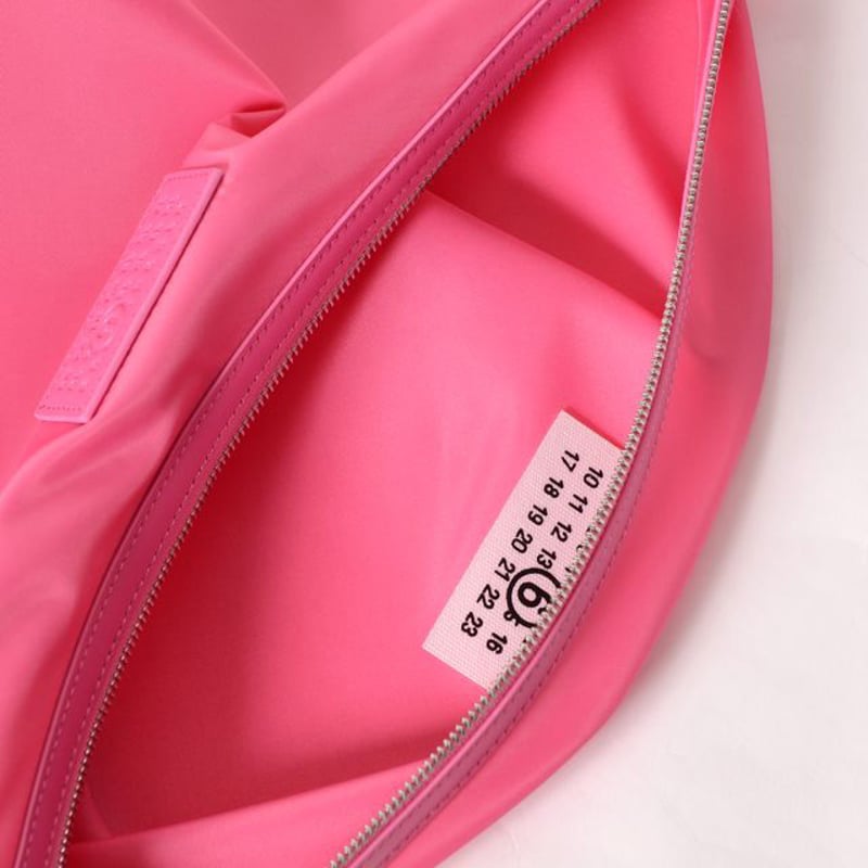 エムエムシックス メゾンマルジェラ MM6 MAISON MARGIELA