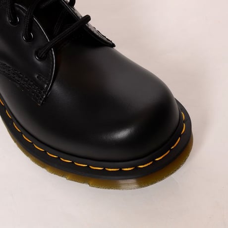 エムエムシックス メゾンマルジェラ MM6 MAISON MARGIELA レディース ドクターマーチンブーツ 牛革 ブラック