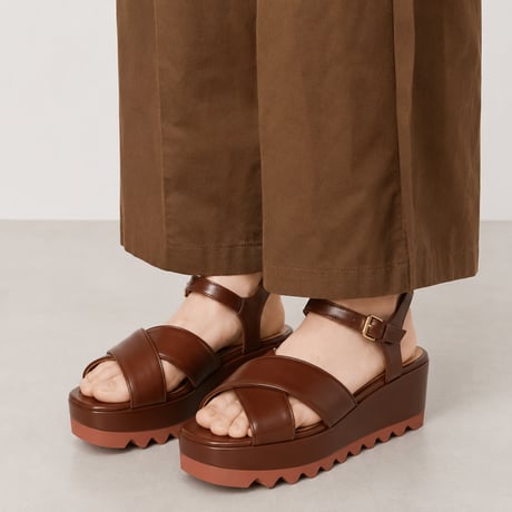 ステラマッカートニー stella mccartney エリスクリスクロスサンダル ヴィーガン マホガニー