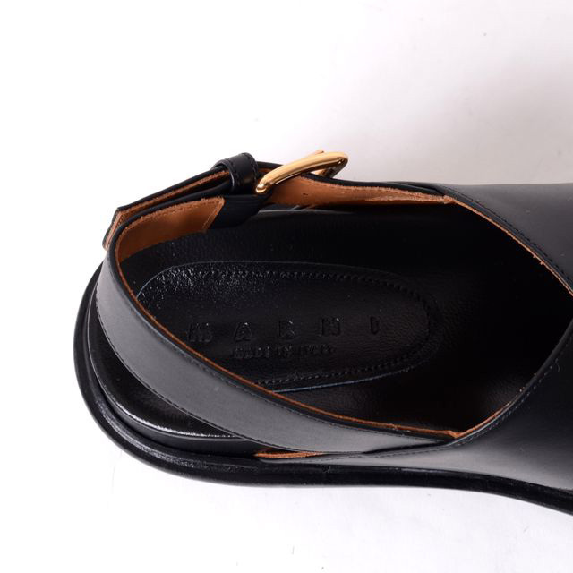 マルニ Marni フスベットクリスクロスサンダル レザー ブラックシルク