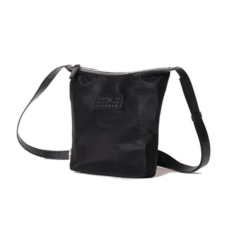 エムエムシックス メゾンマルジェラ MM6 MAISON MARGIELA