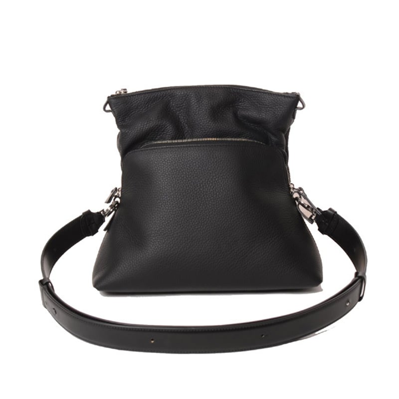 Maison Margiela 5AC 黒 レザー ショルダーバッグ メゾンマルジェラ】5AC レザーショルダーバッグ スモール – GQ SHOP