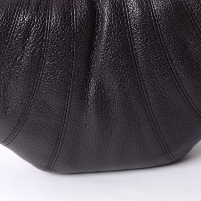 ルメール LEMAIRE スモールクロワッサンバッグ 牛革 ダーク ルメール LEMAIRE スモールクロワッサンバッグ 牛革 ダーク