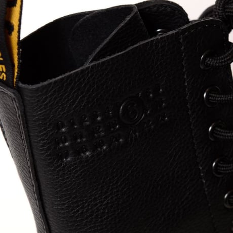 エムエムシックス メゾンマルジェラ MM6 MAISON MARGIELA ドクターマーチンブーツ 牛革 ブラック