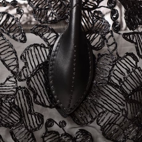 エルマノシェルビーノ ermanno scervino 総レーストートバッグ レーヨンなど ブラックレース