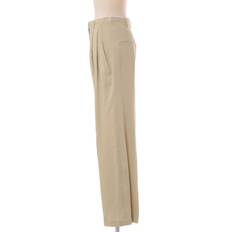 テラ TELA タック使いパンツ リネンストレッチ カーキ