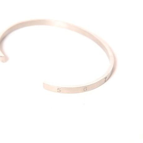 メゾン マルジェラ Maison Margiela ナンバリングカフブレスレット シルバー シルバー
