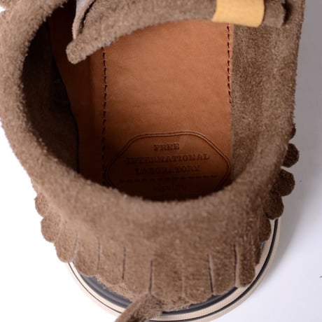 ビズビム visvim マリシートシャーマンフォーク スェード サンド