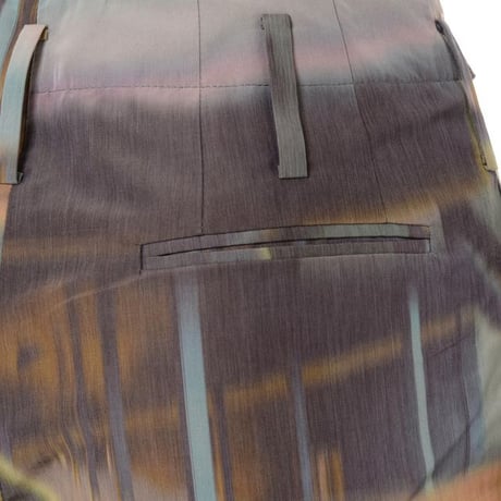 ダウェイ DAWEI タック使いストレートパンツ リサイクルポリエステルなど プリント