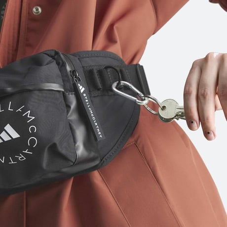 ステラマッカートニー stella mccartney アディダス adidas ウエストバッグ ポリエステル ブラック 正規取扱
