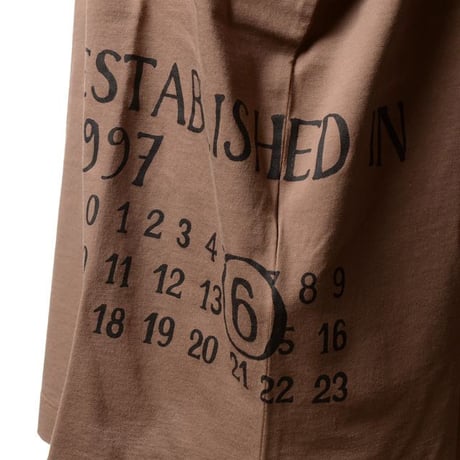 エムエムシックス メゾンマルジェラ MM6 MAISON MARGIELA ナンバリングロングTシャツ コットン ライトブラウン