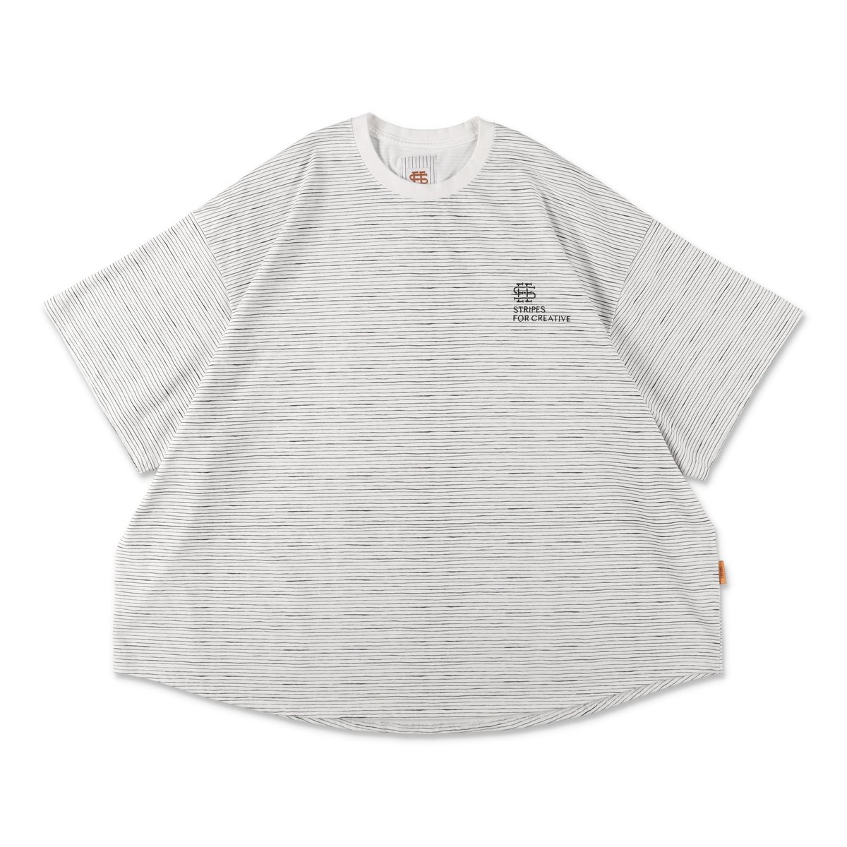SEE SEE x S.F.C SUPER BIG BORDER SS TEE 【WHITE】
