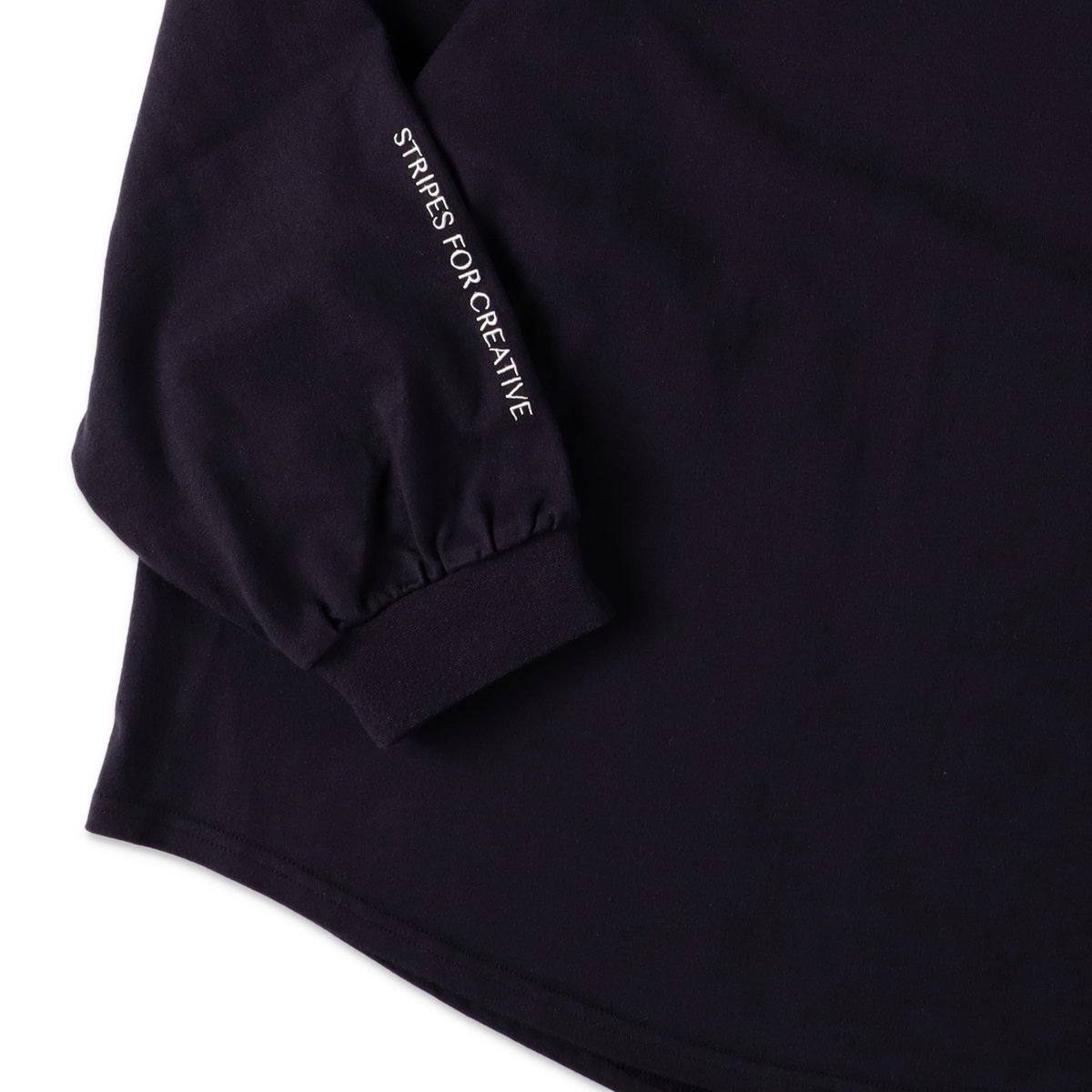 SEE SEE x S.F.C SUPER BIG ROUND LS TEE 【NAVY】 |