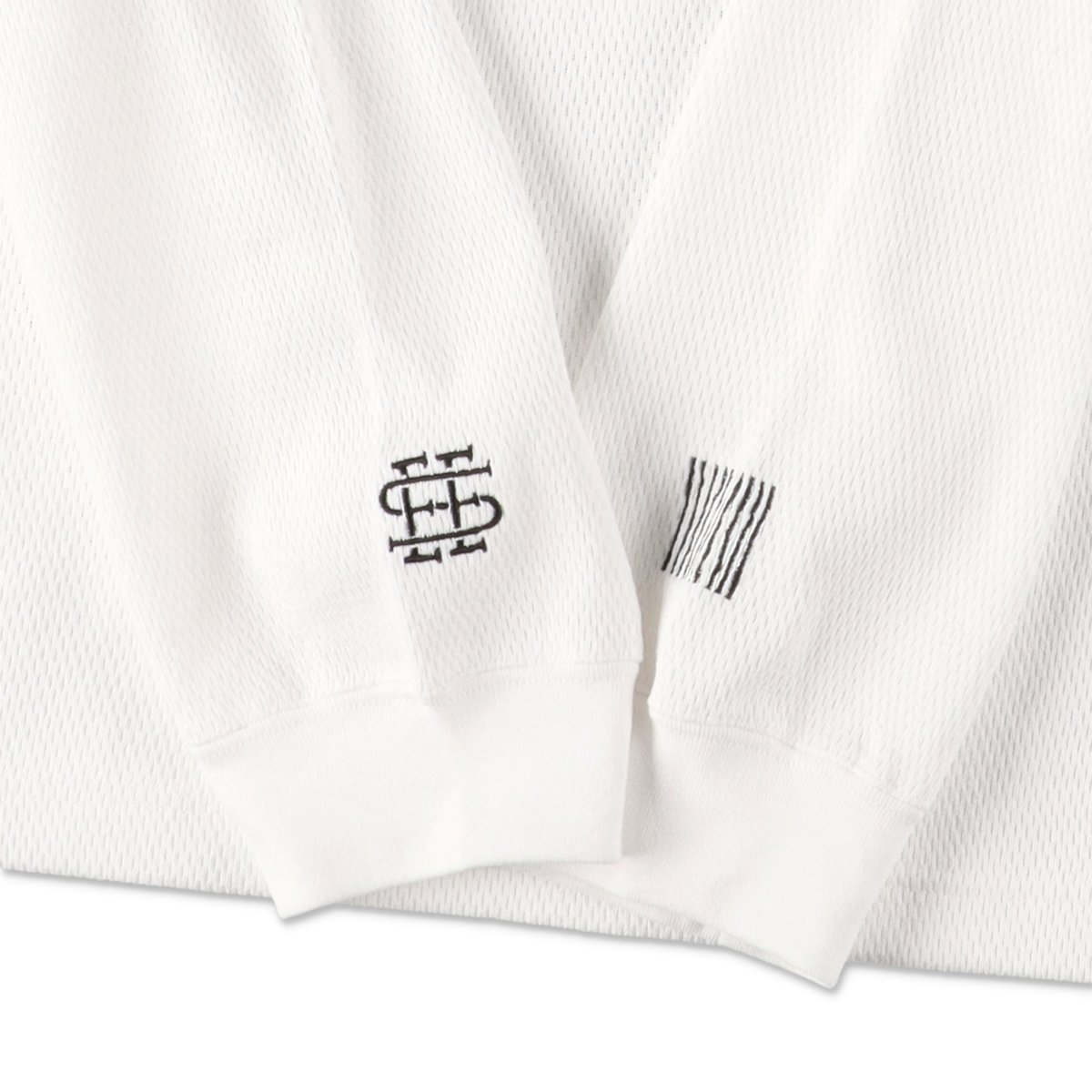 SEE SEE x S.F.C BASIC THERMAL LS TEE 【WHITE】 |