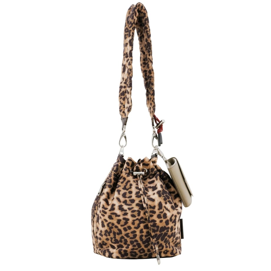698aed6fd397ae6b77cd90c9