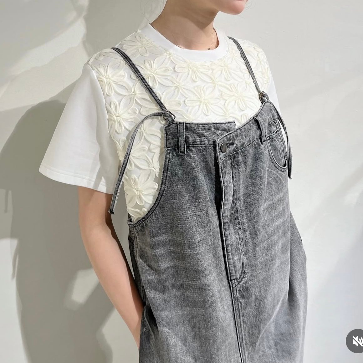 4/24Live☆裾フリンジデニムジャンパースカート【グレー】(56898