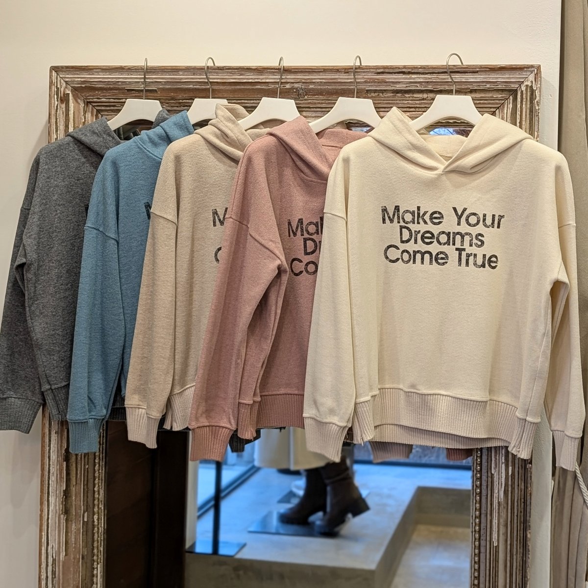 12/23Live☆ニットソーロゴフーディー(54-3966) | KEIZUselecct