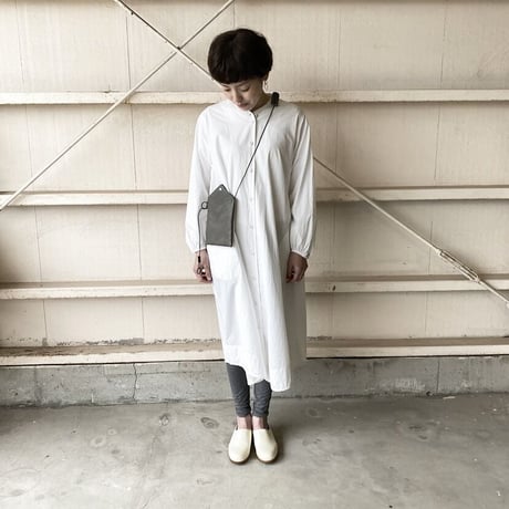 とんがりポシェット　black