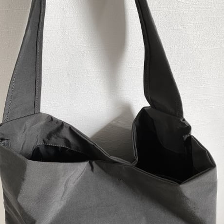 ミドルショルダー  NYLON  肩掛け58cm  3colour