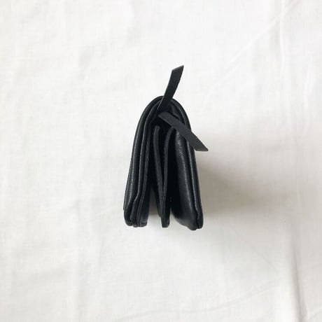 konbuuウォレット　色移りしにくいblack
