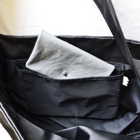 ビッグショルダー　leather