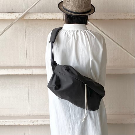 zip bag L  NYLON 3colour