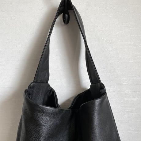 ミドルショルダー leather  斜めがけ black,gray