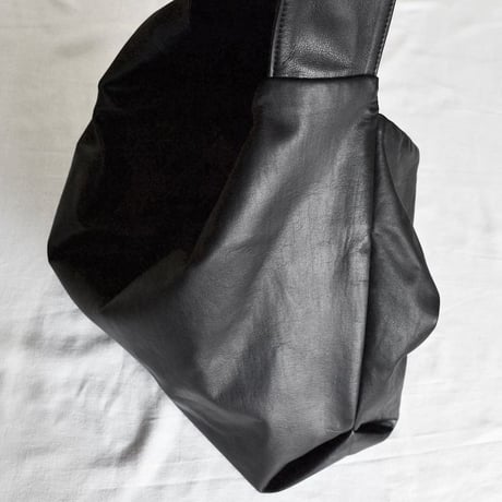 ビッグショルダー　leather