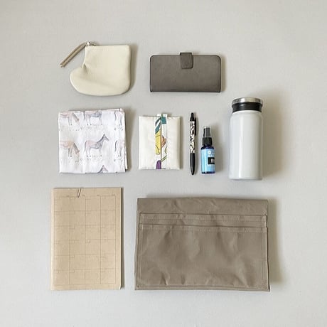 紙袋みたいなbag in bag