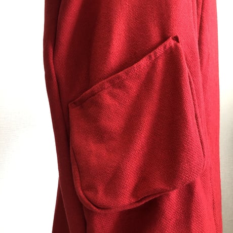 荒れないコート　red