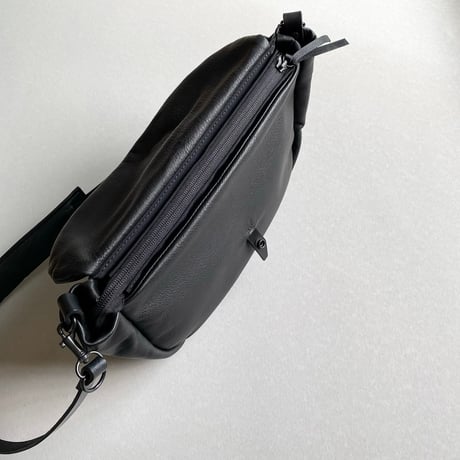 ニック　leather Msize