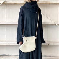 くつした zip bag ivory