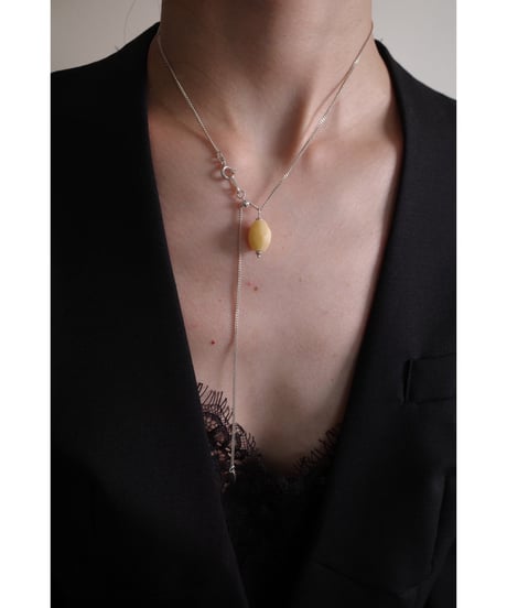 YELLOW JADE NECKLACE
