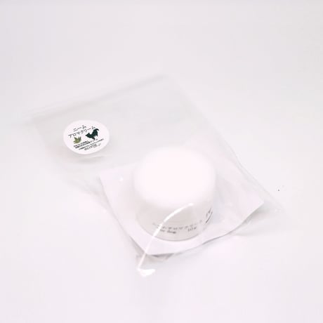 春の皮膚ケアに　ニームアロマクリーム10g　（9個以上のご注文）