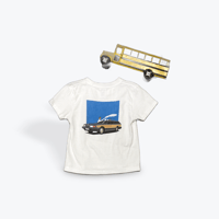 “Kids” 半袖グラフィックTシャツ