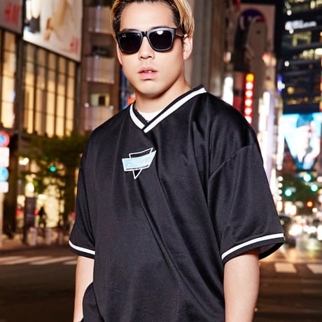 CATEGORY TOPS | TIREDEDGE