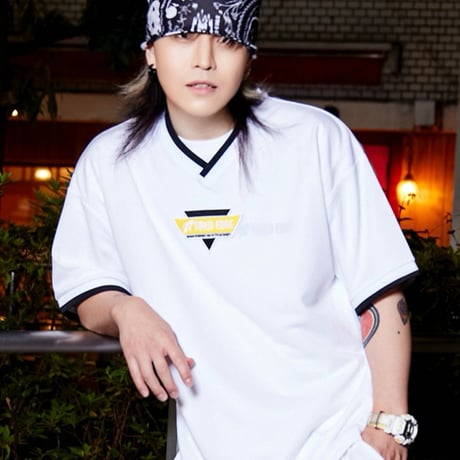 CATEGORY TOPS | TIREDEDGE