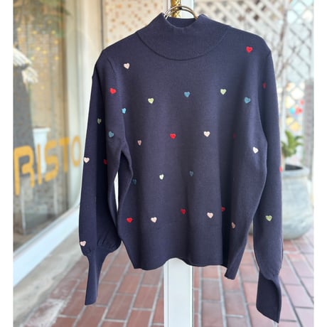 カラフルハート刺繍ニット