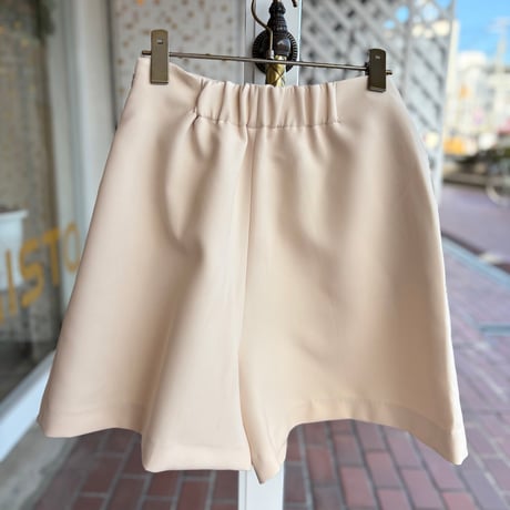 オトナハイウエストタックショートパンツ